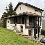 Cozy House Near Asei With Garden And Terrace * Casa del Bosco